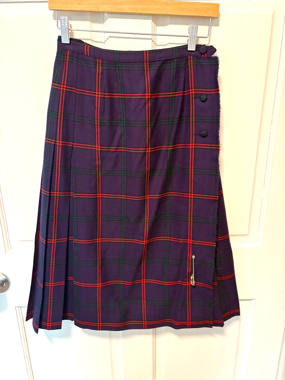 Aljean of Canada purple tartan kilt plaid pleated wool vintage skirt 6 s small
